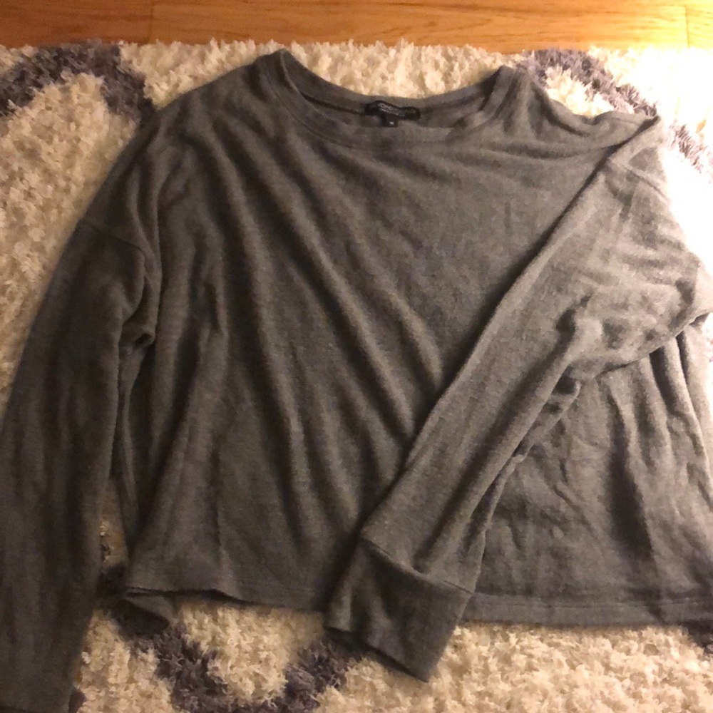 grey long sleeve